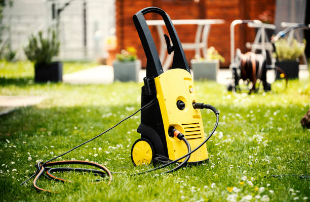 Best Parking Lot and Garage Cleaning  in Coon Rapids, IA